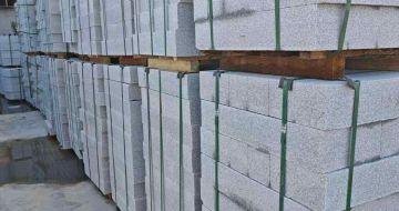 福建芝麻白路牙石，路侧石