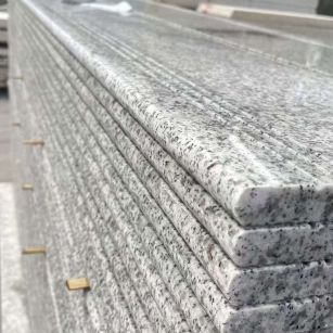 福建芝麻白楼梯踏步 花岗岩楼梯板材