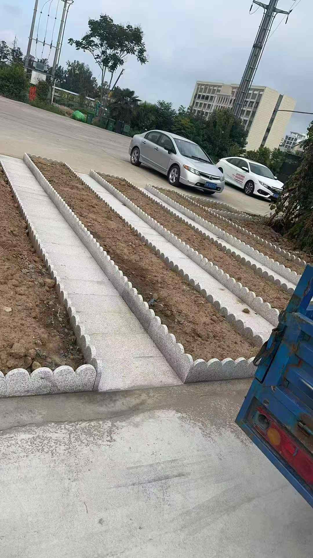 福建芝麻白花边石