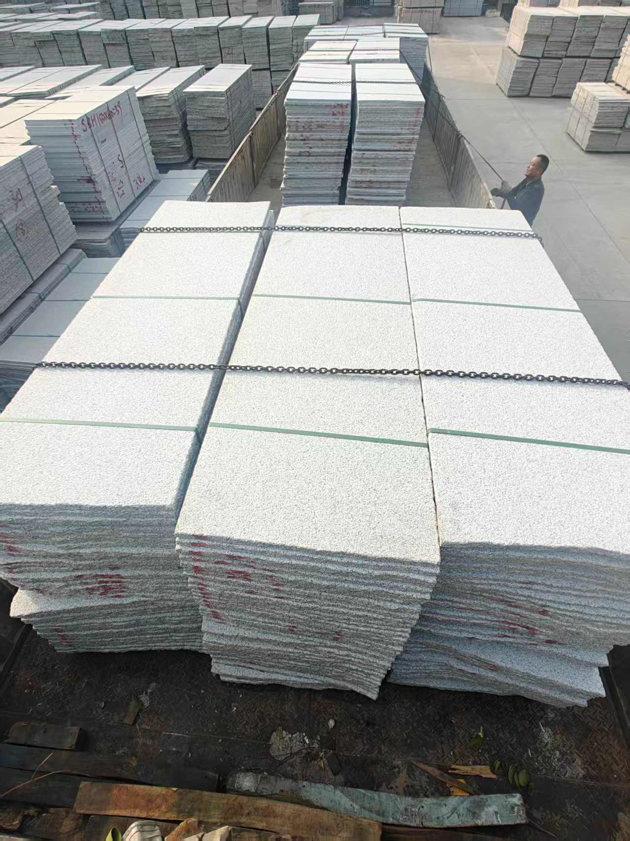 福建芝麻白毛板，石材毛板