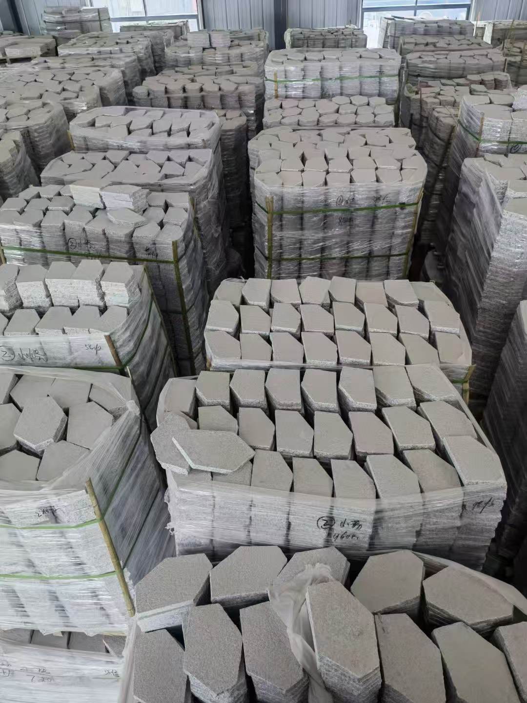 福建芝麻白石材冰裂纹，碎拼。