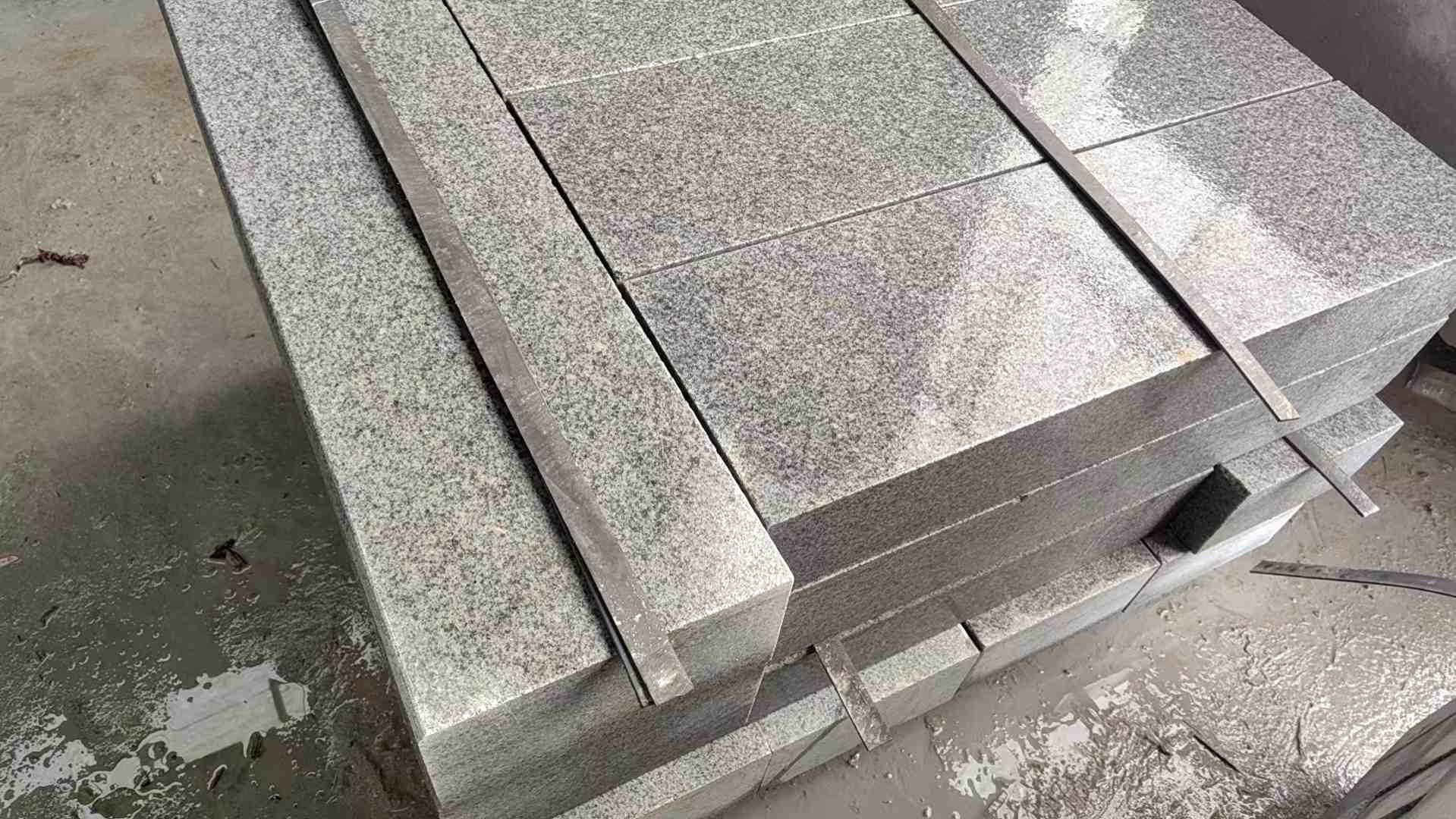 福建芝麻灰 芝麻白 路牙石 路侧石 马路牙子
